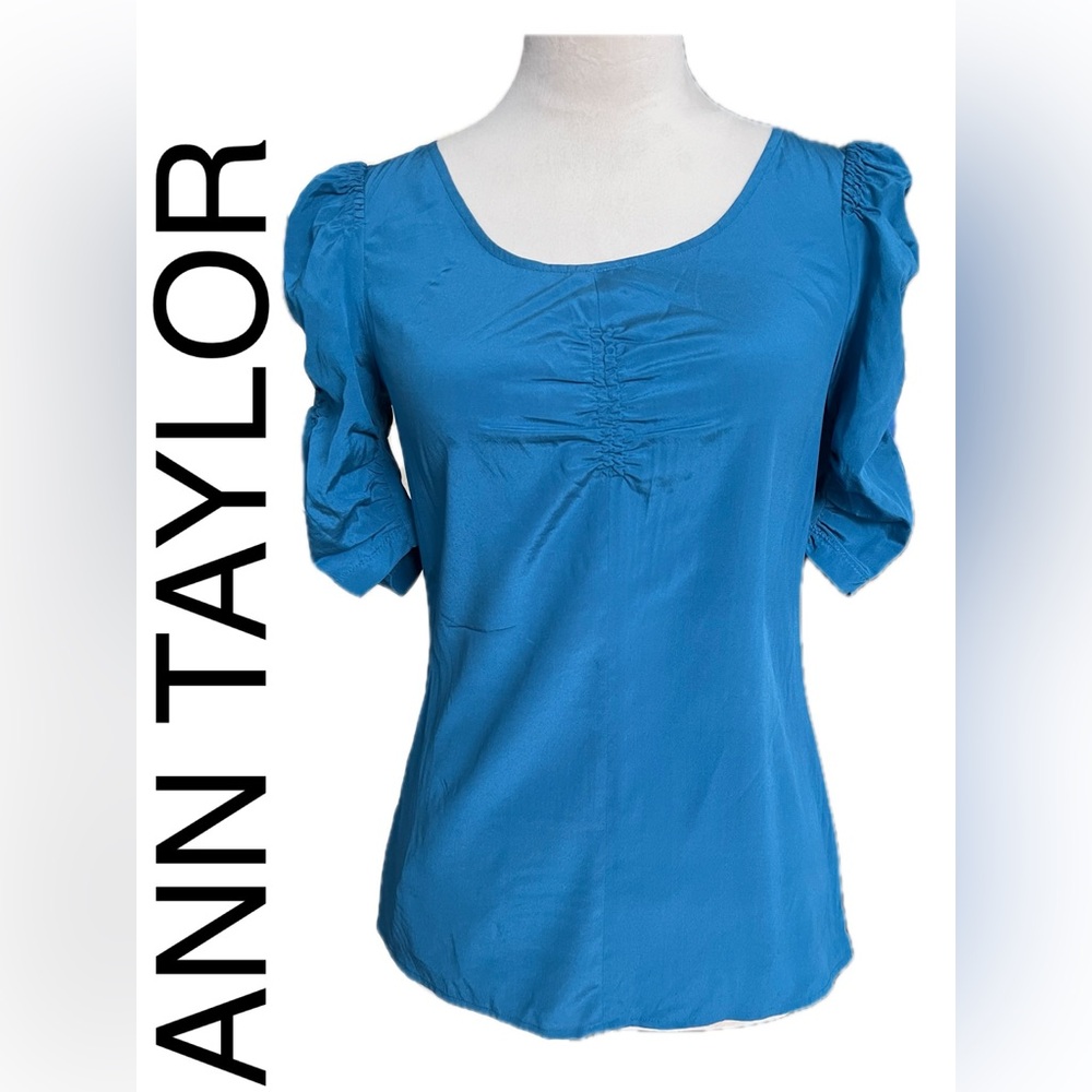 B9 NWT AnnTaylor Women’s Blouse size 2P